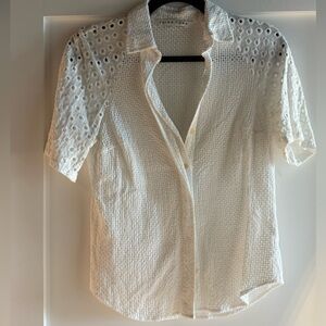 Trina Turk Eyelet short sleeve button down XS